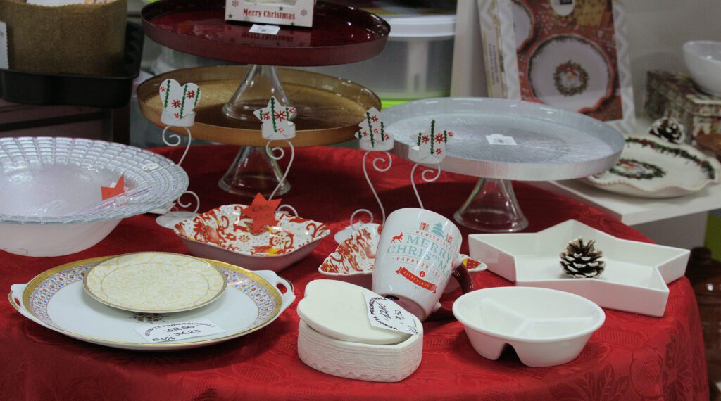 tavola accessori natalizi by2a8820 1 scaled